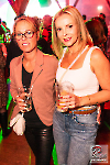 www_PhotoFloh_de_UE30-Party_DJUweDienes_AlmLandau_14_10_2023_006